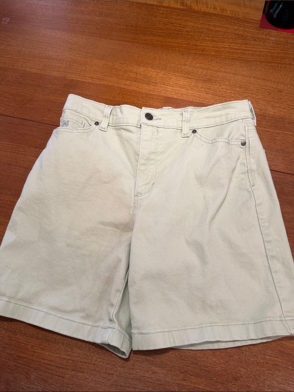 Gloria Vanderbilt Mint Green High-Rise Bermuda Shorts